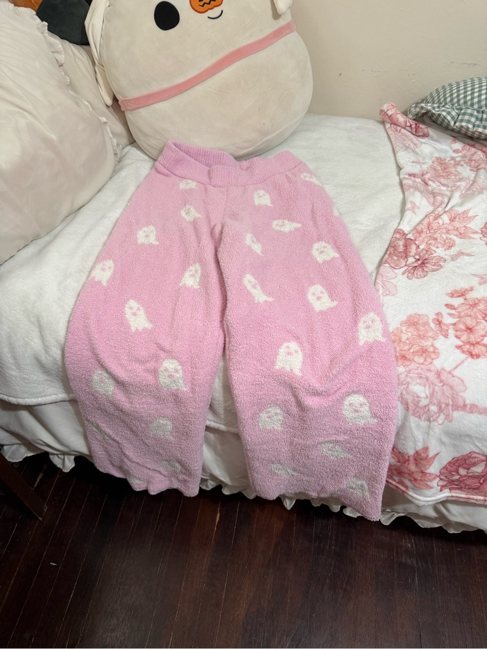 cupcakes & cashmere Pajama Pants with White Ghosts